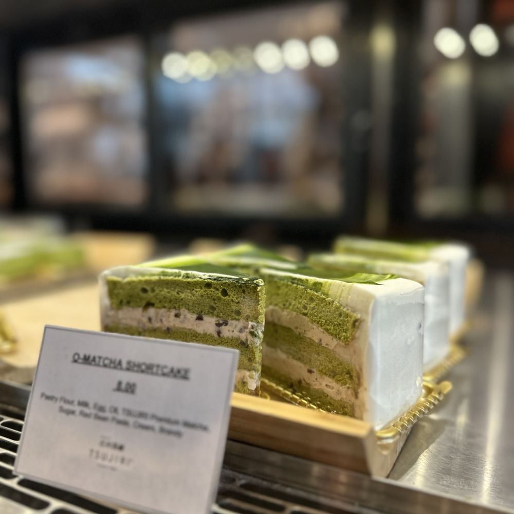 Tsujiri Richmond - a variety of cakes on display - Japanese Near Me - Richmond, British Columbia Tsujiri Richmond - a variety of cakes on display - Japanese Near Me - Richmond, British Columbia