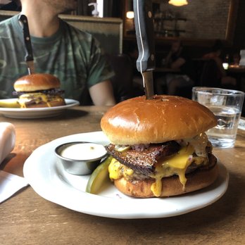 Au Cheval - Single Cheeseburger - Bars Near Me - Chicago, Illinois