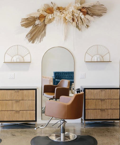 Hair by MarisLt Logo