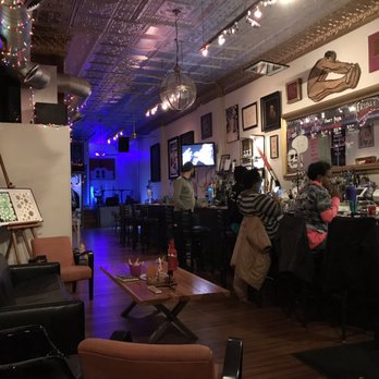 Arts' on the Ave - Cocktail Bars Near Me - Cincinnati, Ohio