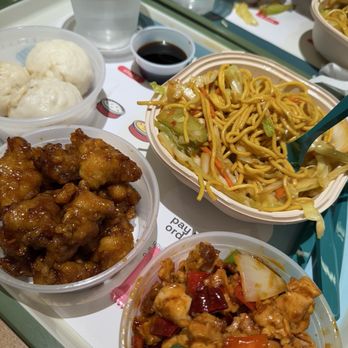 Tigawok - Chow mein, pork buns, orange chicken, kung pao - Chinese Near Me - Irvine, California Tigawok - Chow mein, pork buns, orange chicken, kung pao - Chinese Near Me - Irvine, California