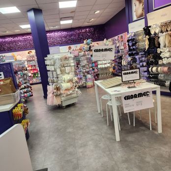 Claire's Boutique - Piercing Near Me - West Hartford, Connecticut Claire's Boutique - Piercing Near Me - West Hartford, Connecticut