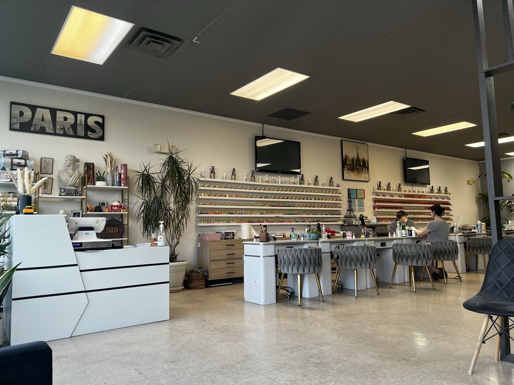 Paris Nail & Spa Logo