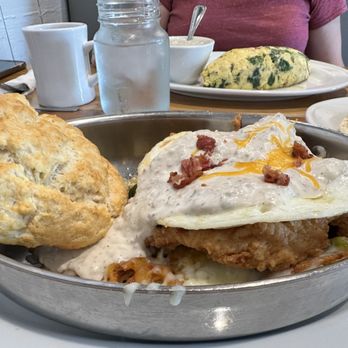 The Southern Cafe - Chicken Fried Chicken Skillet - Breakfast & Brunch Near Me - St. Charles, Illinois
