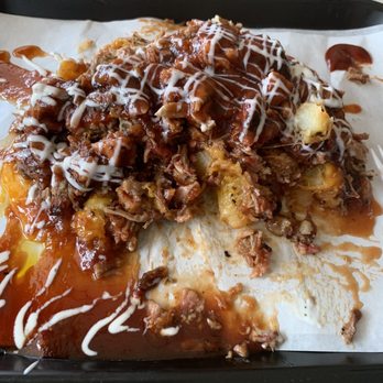 Leon's Smoke Shack BBQ - 1/2 slap potato with pork.....so delish! - Barbeque Near Me - Tulsa, Oklahoma Leon's Smoke Shack BBQ - 1/2 slap potato with pork.....so delish! - Barbeque Near Me - Tulsa, Oklahoma