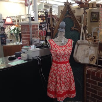 SimpliciTea's Tea Room - Claudia will make you feel right at home with her warm welcome. - Sandwiches Near Me - Haltom City, Texas