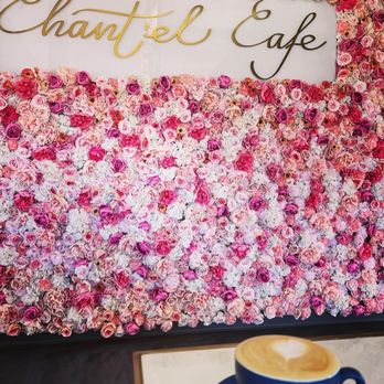 Chant’el Cafe - Vanilla latte against the Instagram wall - Cafes Near Me - Folsom, California