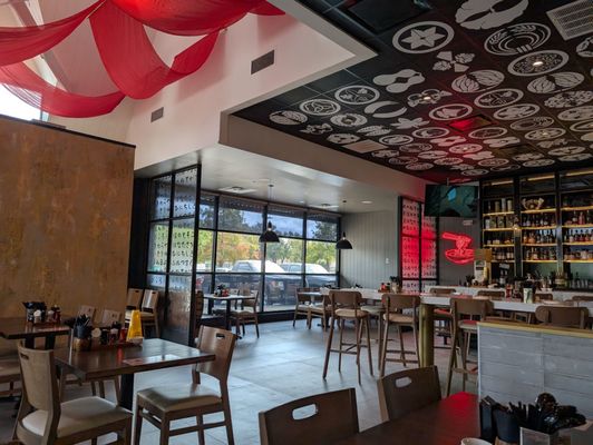 Kazzan Ramen & Bar by null