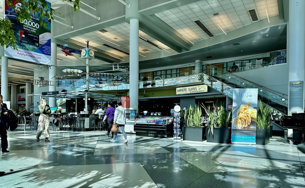 Charlotte Douglas International Airport - CLT