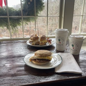 Smithy Cafe at 9 Main - Cafes Near Me - Washington, Connecticut