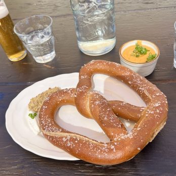 Von Bismarck - Pretzel - German Near Me - Reno, Nevada