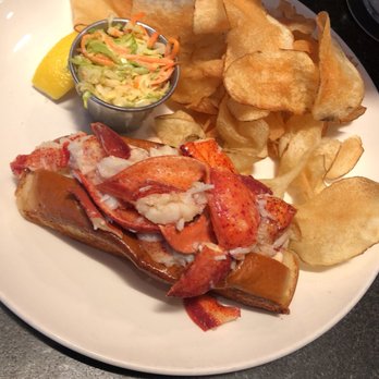Row 34 - Seaport - lobster roll! - New American Near Me - Boston, Massachusetts Row 34 - Seaport - lobster roll! - New American Near Me - Boston, Massachusetts