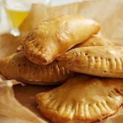 Mama Essi - Meat Pie