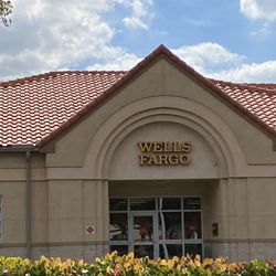 Sawgrass Center - Bank