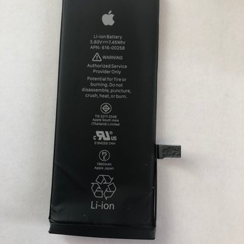 Apple Pioneer Place - Mobile Phones Near Me - Portland, Oregon