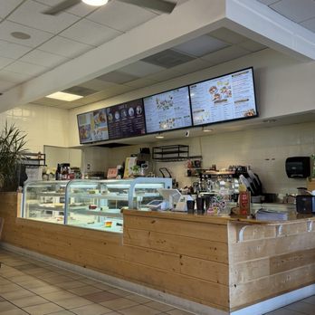 Cafe 33 - Interior - Coffee & Tea Near Me - Sacramento, California Cafe 33 - Interior - Coffee & Tea Near Me - Sacramento, California