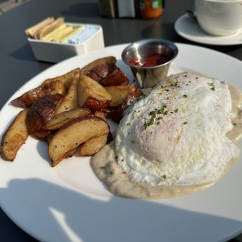 Uptown Cafe - HOOSIER Eggs Benedict - Breakfast & Brunch Near Me - Bloomington, Indiana