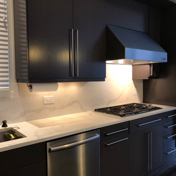 WL Stone Works - Calacatta Verona Quartz - Kitchen & Bath Near Me - Chicago, Illinois