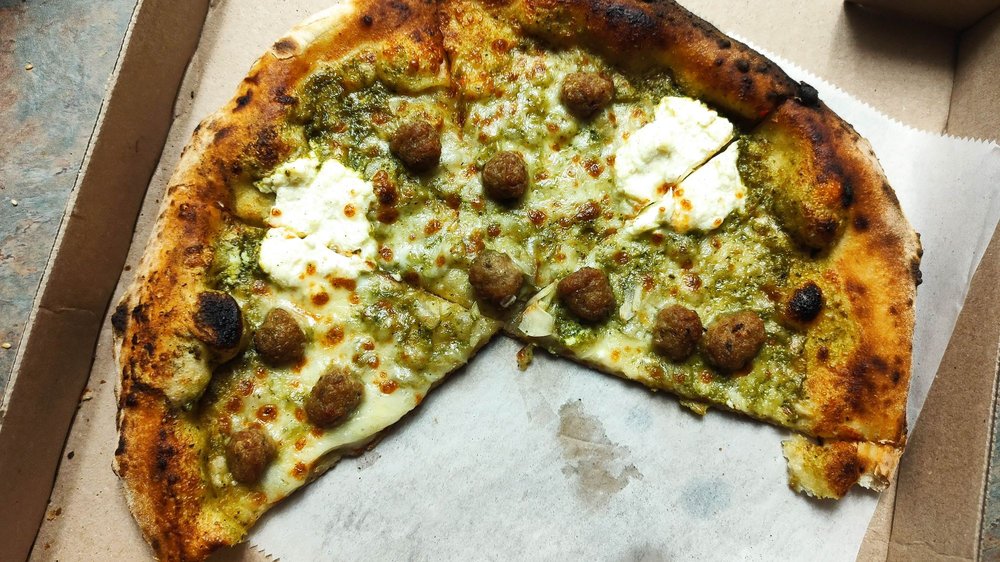 Social spots from Fabrica Pizza