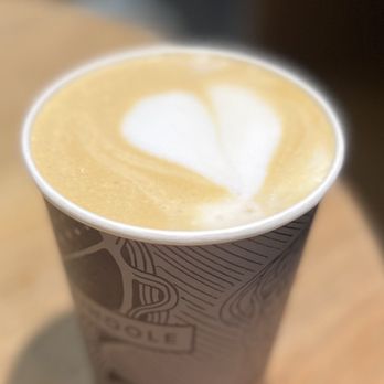 Harris + Hoole - Latte - Coffee & Tea Near Me - Weybridge, SRY