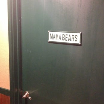 Black Bear Diner - Yreka - Women's bathroom - Diners Near Me - Yreka, California