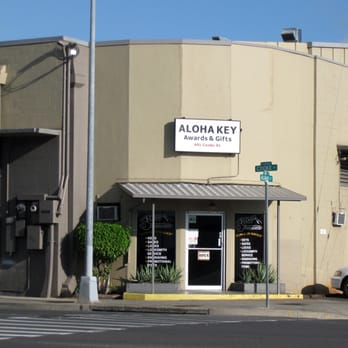 Aloha Key Awards & Gifts - View from the street - Keys & Locksmiths Near Me - Honolulu, Hawaii