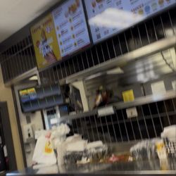 Lee's Famous Recipe - Unsanitary behavior