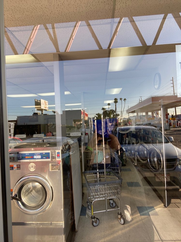 VERA’S LAUNDROMAT 18 Photos & 34 Reviews 15420 N 32nd St, Phoenix, Arizona Laundromat