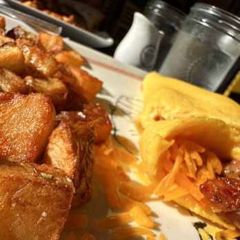 Breakfast Republic - Artsy potatoes - Breakfast & Brunch Near Me - Culver City, California