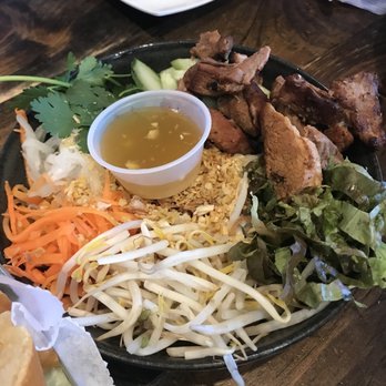 Ginger and Lemongrass - Vietnamese Near Me - Whitestone, New York