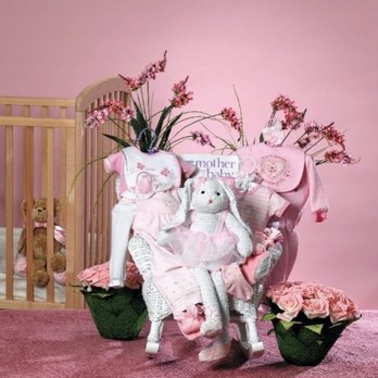 TopiarilyYours - Custom Giftbasket for a lil girl - Floral Designers Near Me - Upper Saddle River, New Jersey TopiarilyYours - Custom Giftbasket for a lil girl - Floral Designers Near Me - Upper Saddle River, New Jersey