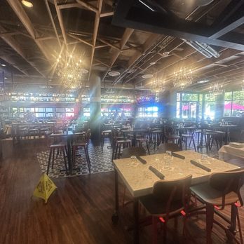 Stir - Interior and bar - Cocktail Bars Near Me - Greenville, South Carolina