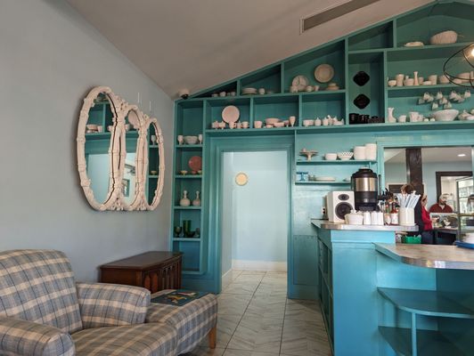 Dulce Dough Donuts & Bakery by null