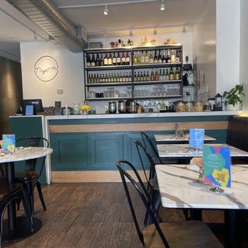 Niyom Thai Kitchen - Thai Near Me - Flushing, New York