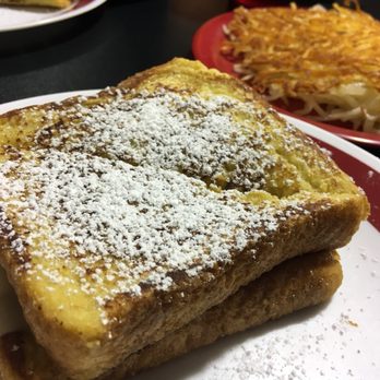 Rusty Tractor -Door County - Breakfast Barn - Monte cristo with hash browns - American Near Me - Egg Harbor, Wisconsin Rusty Tractor -Door County - Breakfast Barn - Monte cristo with hash browns - American Near Me - Egg Harbor, Wisconsin