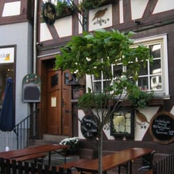 Zur Wachtel