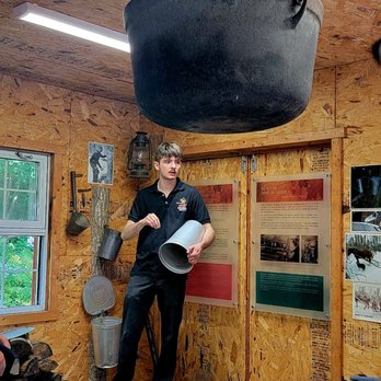 Cabane A Sucre Chez Dany - French Near Me - Trois-Rivieres, Quebec