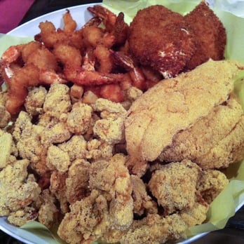 Monument Inn - Fried Platter - Seafood Near Me - La Porte, Texas Monument Inn - Fried Platter - Seafood Near Me - La Porte, Texas