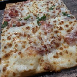 Flatbread cheese pizza Flatbread cheese pizza