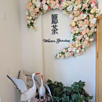 Möge Tee - Winter Garden - Winter Garden arrangement decor - Bubble Tea Near Me - Winter Garden, Florida