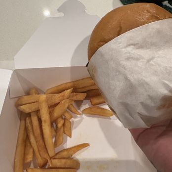 Killer Burger Potranco - This is what I had when I opened the box - Burgers Near Me - San Antonio, Texas Killer Burger Potranco - This is what I had when I opened the box - Burgers Near Me - San Antonio, Texas