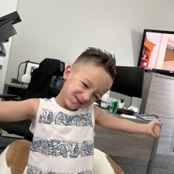 Pineda's Barbershop