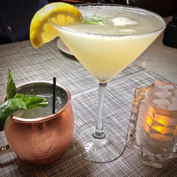 Gatsby's Landing - Drinks! Gatsby mule & grapefruit martini. Great cocktails! - New American Near Me - Roslyn, New York