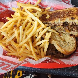 Freddy's Frozen Custard & Steakburgers