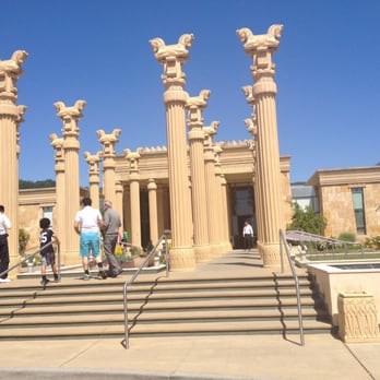 Darioush Winery - Gorgeous entrance. - Wineries Near Me - Napa, California Darioush Winery - Gorgeous entrance. - Wineries Near Me - Napa, California