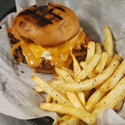 Renegades Saloon - Cajun Chicken sandwich