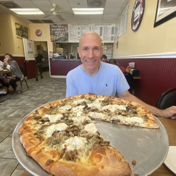 Michael Anthony's Pizza - White pie with mushrooms and sausage - Pizza Near Me - Homosassa, Florida Michael Anthony's Pizza - White pie with mushrooms and sausage - Pizza Near Me - Homosassa, Florida