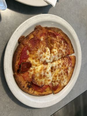 Napoli Pizzeria by null