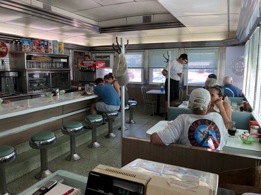 Mustache Bill's Diner by null