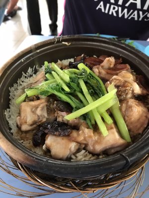 Lian He Ben Ji Claypot Rice by null